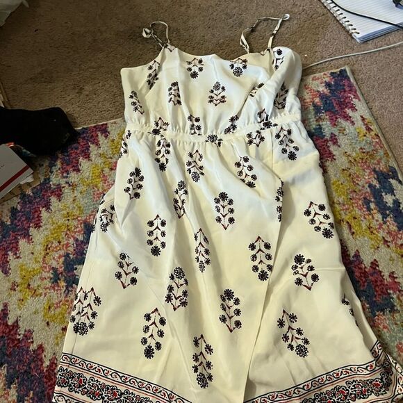 Madewell white dress 4 - Picture 9 of 11